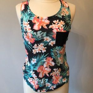 Tropical graphic tank!
